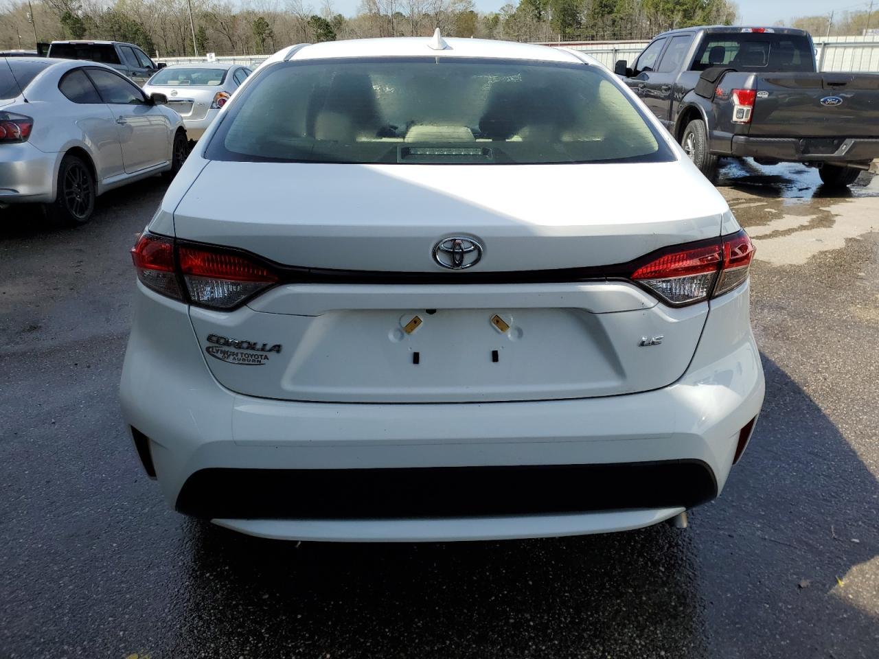 2022 TOYOTA COROLLA LE - Image 6