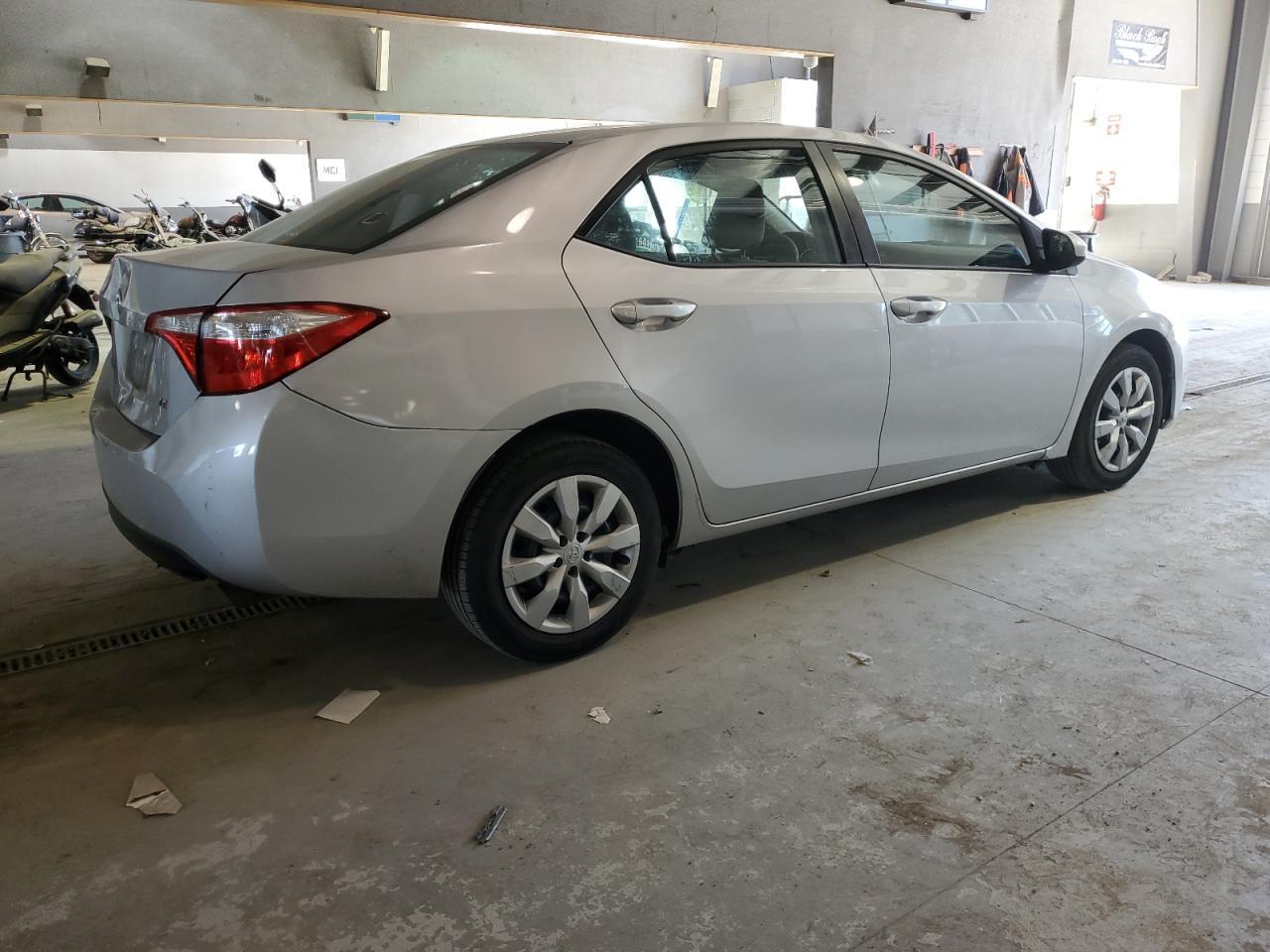 2014 TOYOTA COROLLA L - Image 3
