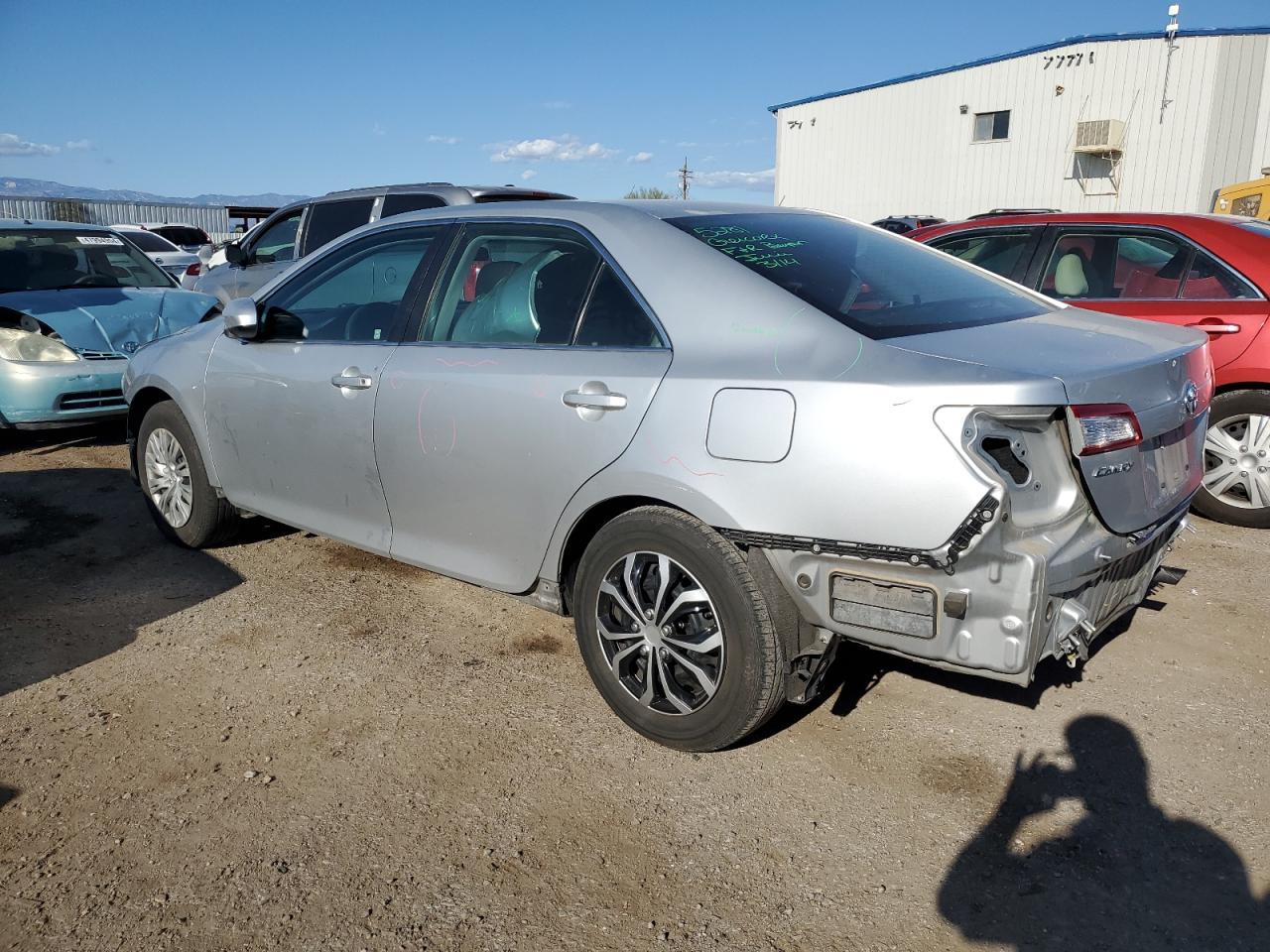 2013 TOYOTA CAMRY L - Фото 2