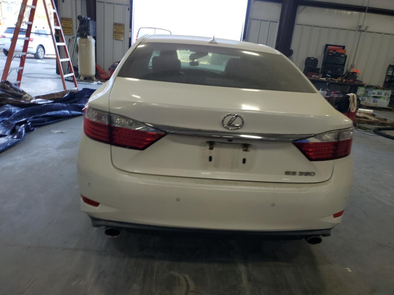 2014 LEXUS ES 350 - Image 6