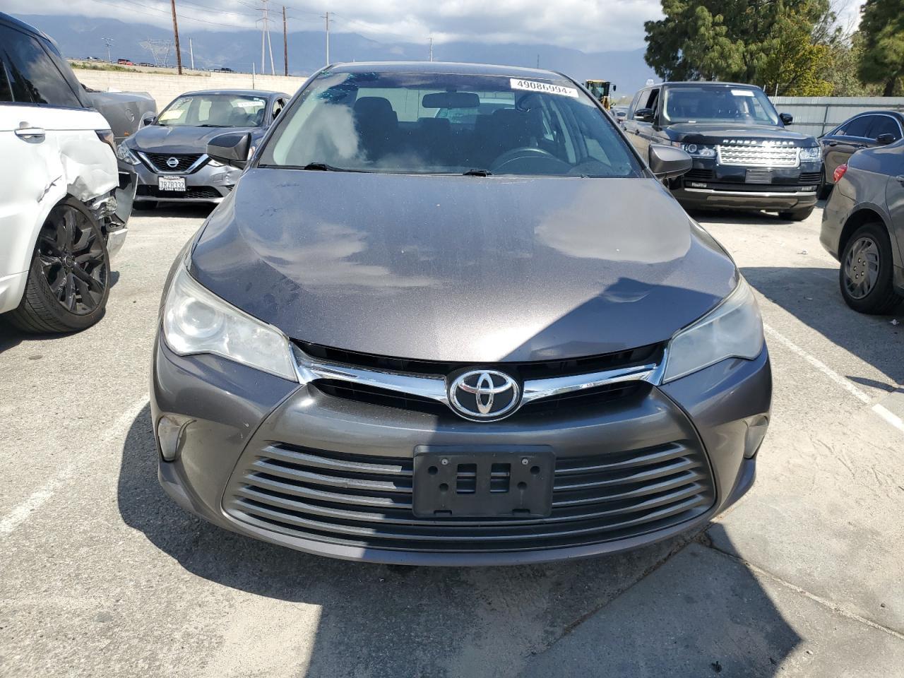 2017 TOYOTA CAMRY LE - Фото 5