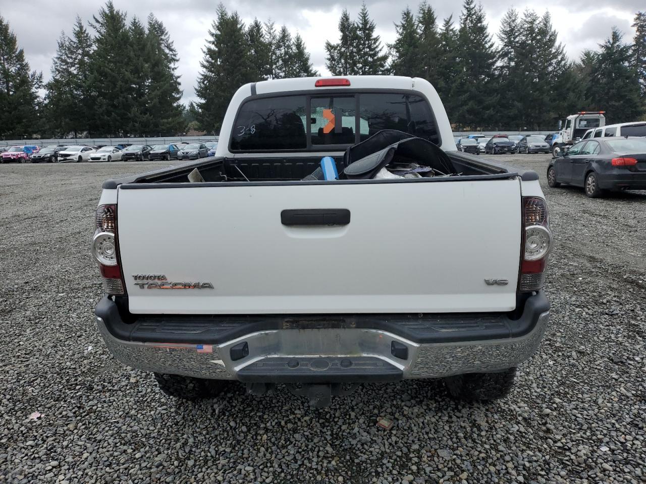 2013 TOYOTA TACOMA DOU - Image 6