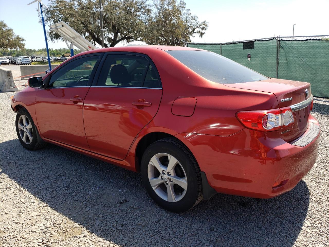 2013 TOYOTA COROLLA BA - Фото 2
