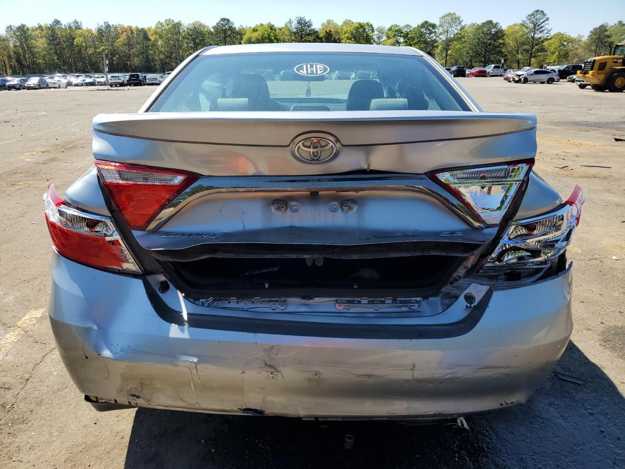 2016 TOYOTA CAMRY LE - Фото 6