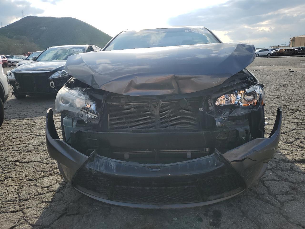 2017 TOYOTA CAMRY LE - Image 5