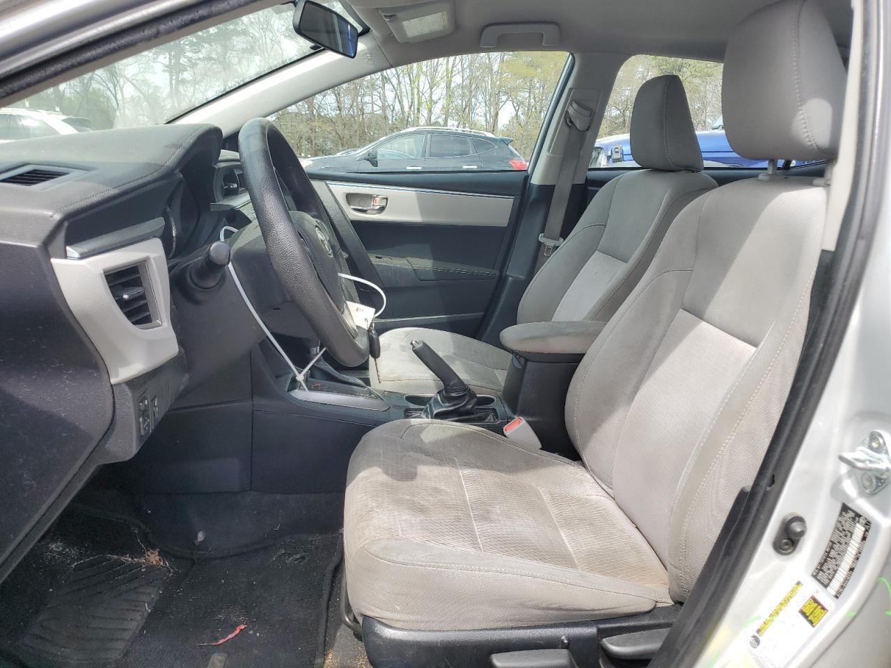 2015 TOYOTA COROLLA L - Фото 7