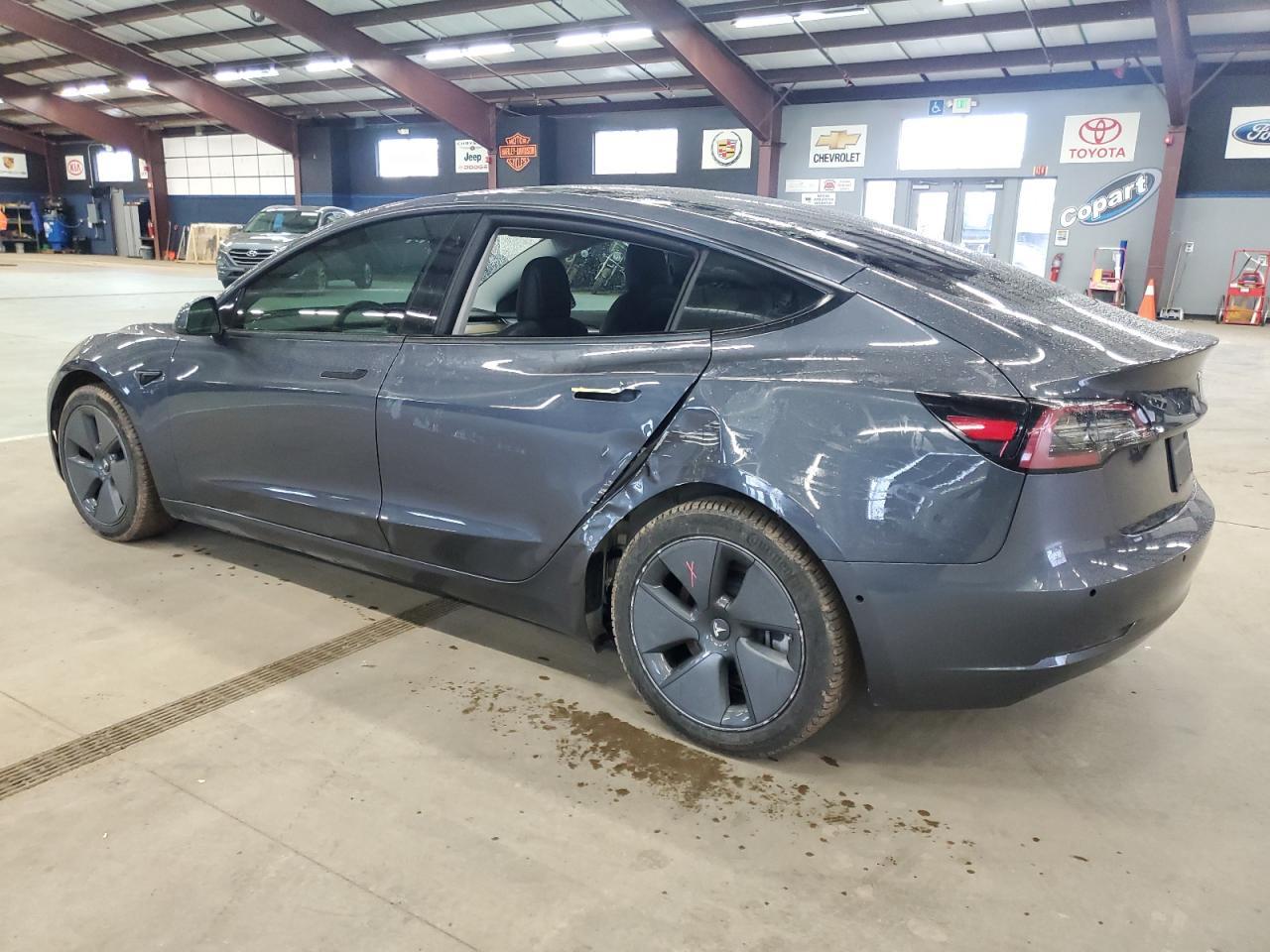 2022 TESLA MODEL 3 - Image 2