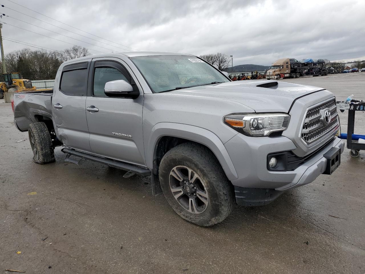 2016 TOYOTA TACOMA DOU - Фото 4
