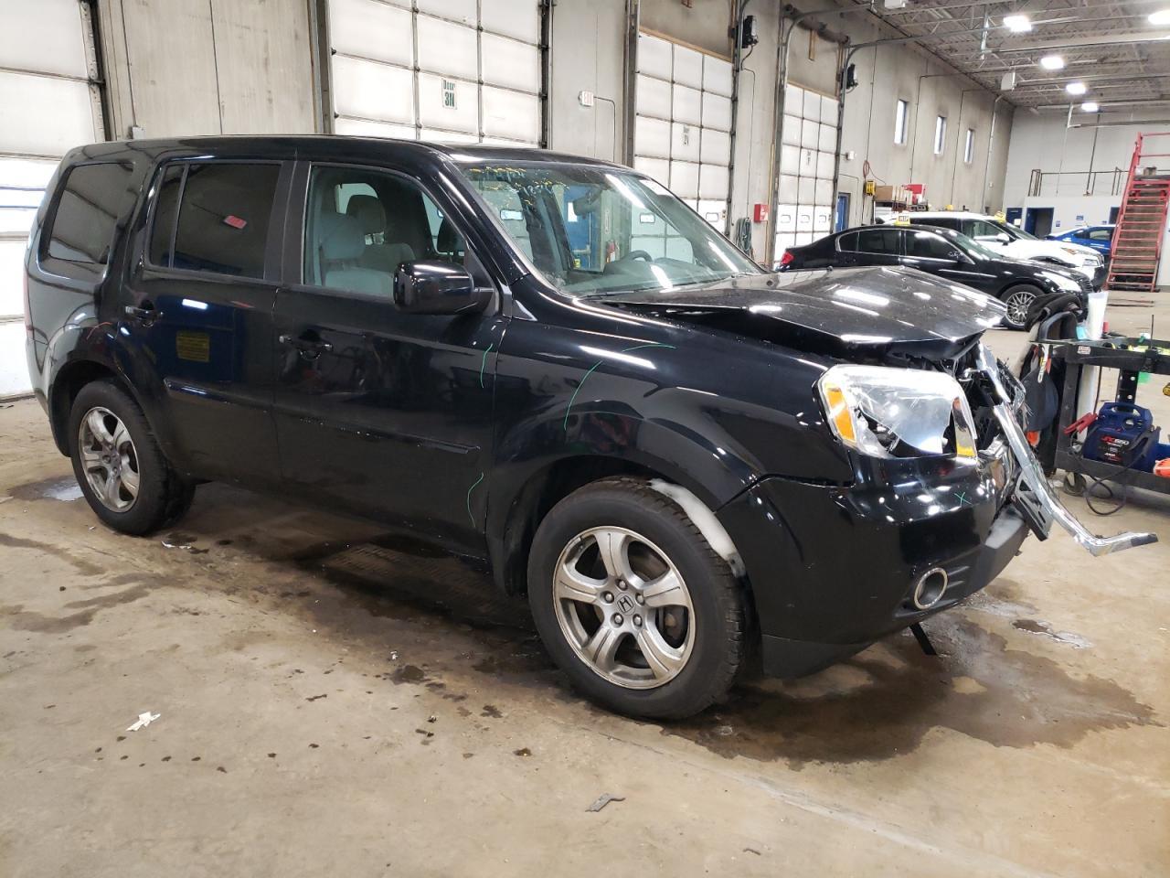 2015 HONDA PILOT EX - Фото 4