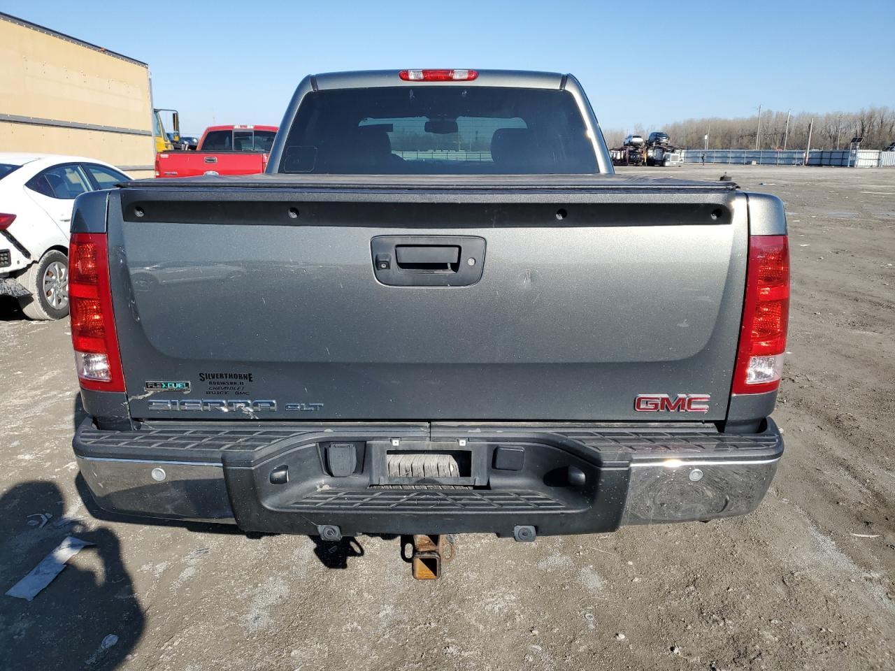 2011 GMC SIERRA K15 - Image 6