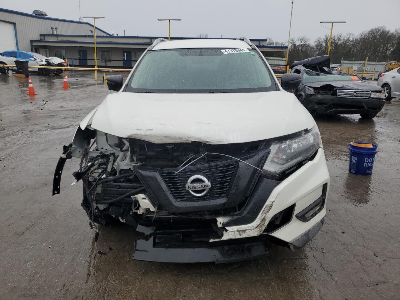 2017 NISSAN ROGUE S - Image 5