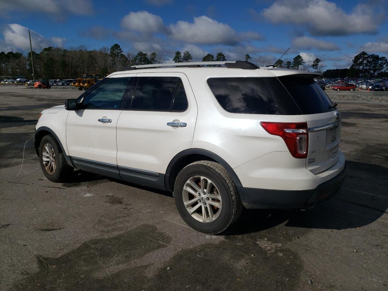 2013 FORD EXPLORER X - Image 2
