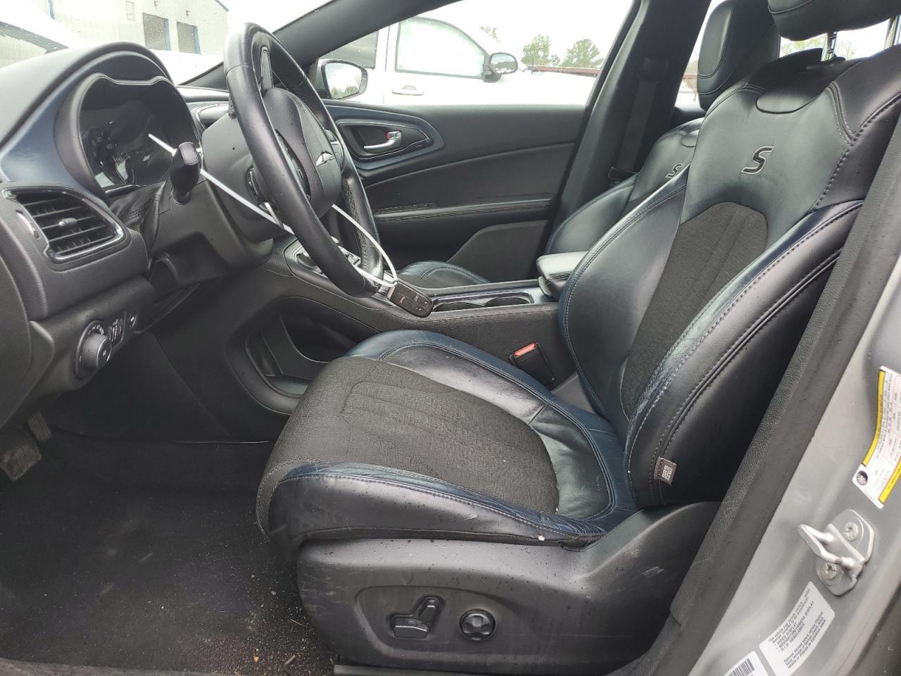 2015 CHRYSLER 200 S - Фото 7