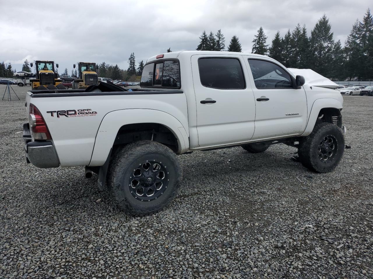 2013 TOYOTA TACOMA DOU - Image 3