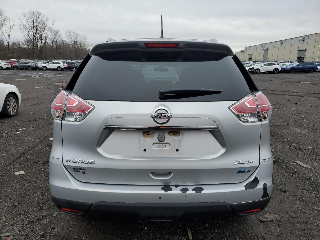 2014 NISSAN ROGUE S - Фото 6