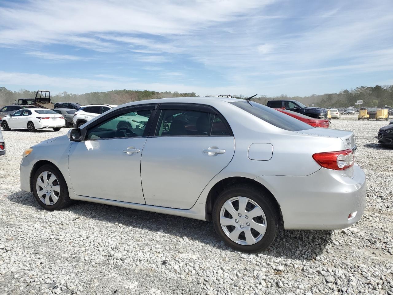 2013 TOYOTA COROLLA BA - Image 2