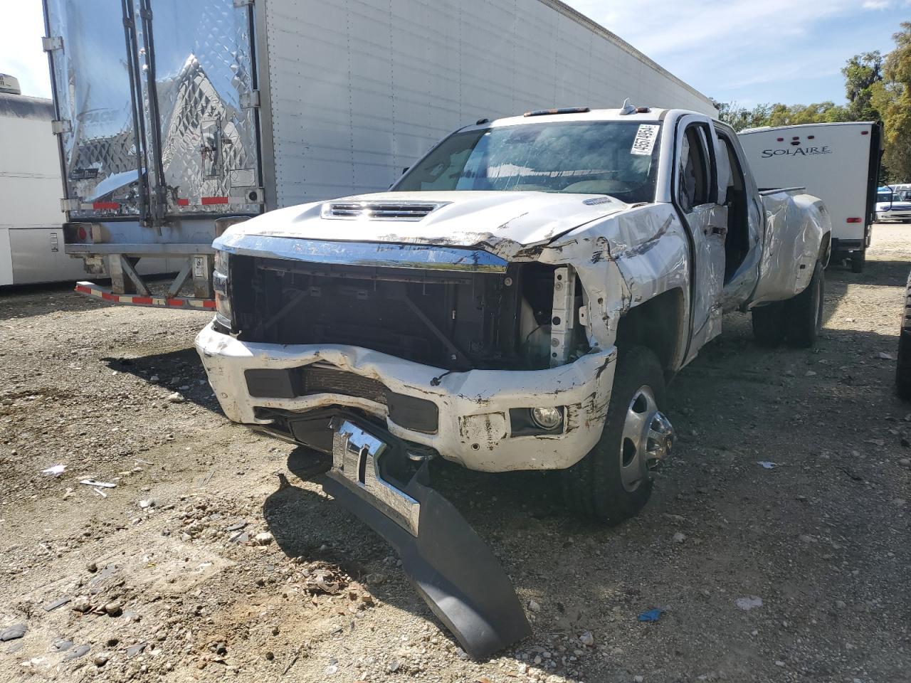 2019 CHEVROLET SILVERADO car image