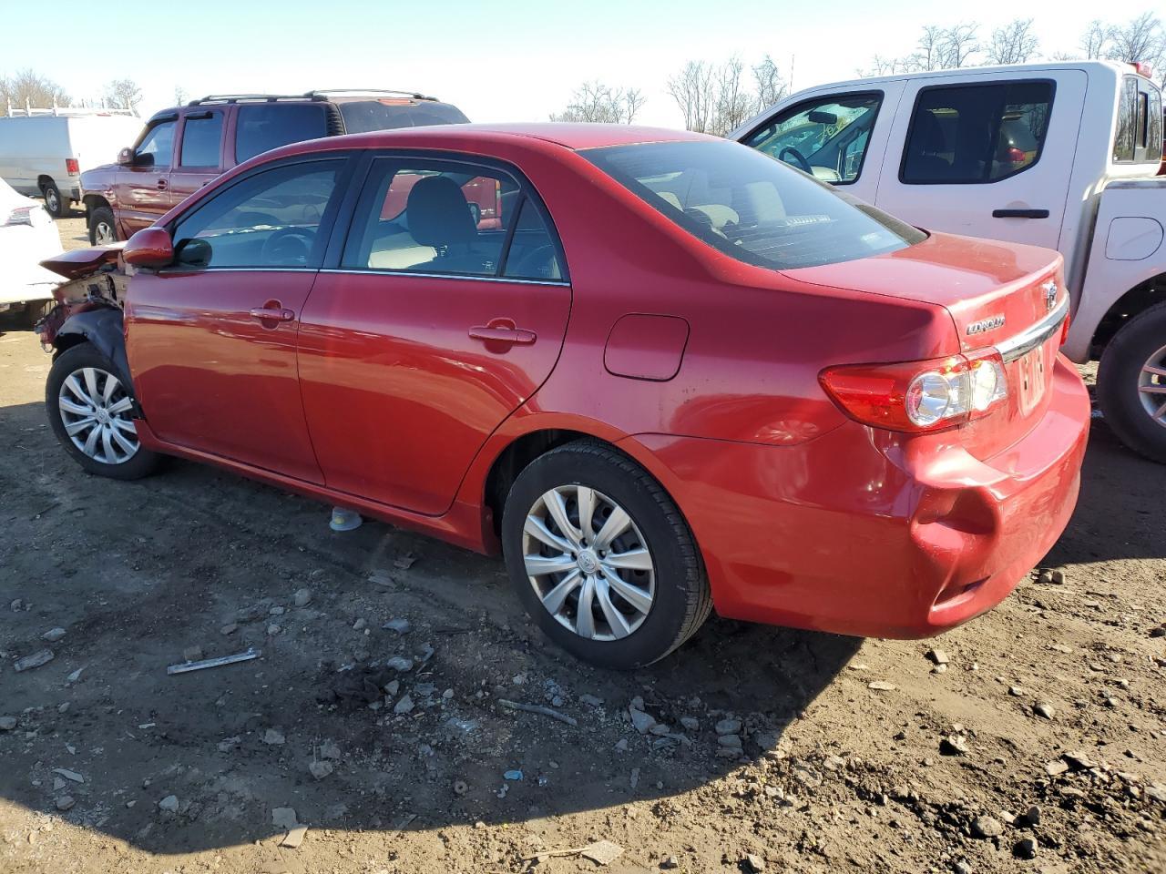 2013 TOYOTA COROLLA BA - Фото 2
