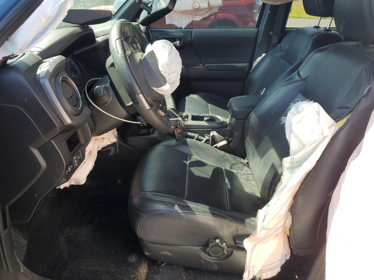 2019 TOYOTA TACOMA DOU - Фото 7