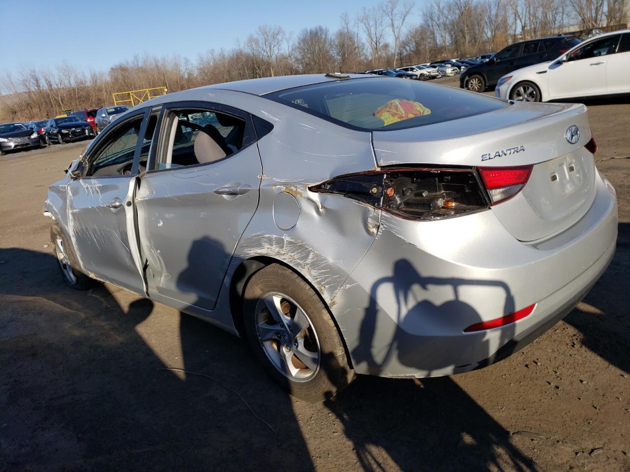 2015 HYUNDAI ELANTRA SE - Фото 2