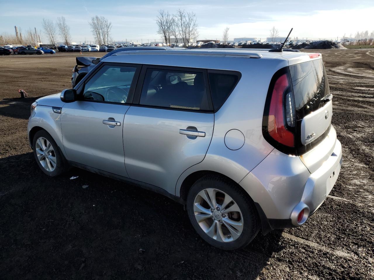 2014 KIA SOUL + - Image 2