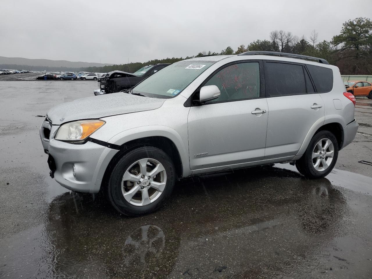 2011 TOYOTA RAV4 LIMIT