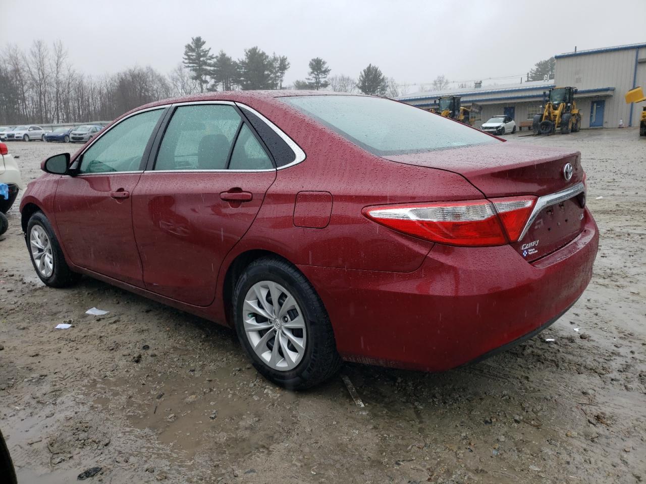 2016 TOYOTA CAMRY LE - Image 2