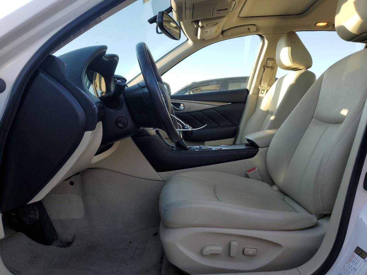 2016 INFINITI Q50 PREMIU - Фото 7
