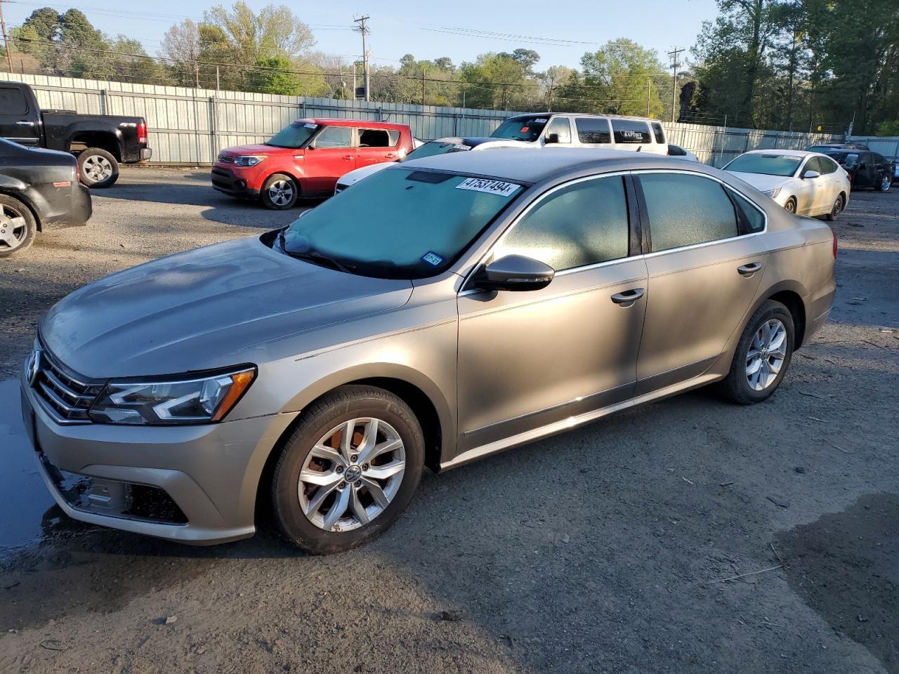 2016 VOLKSWAGEN PASSAT S car image