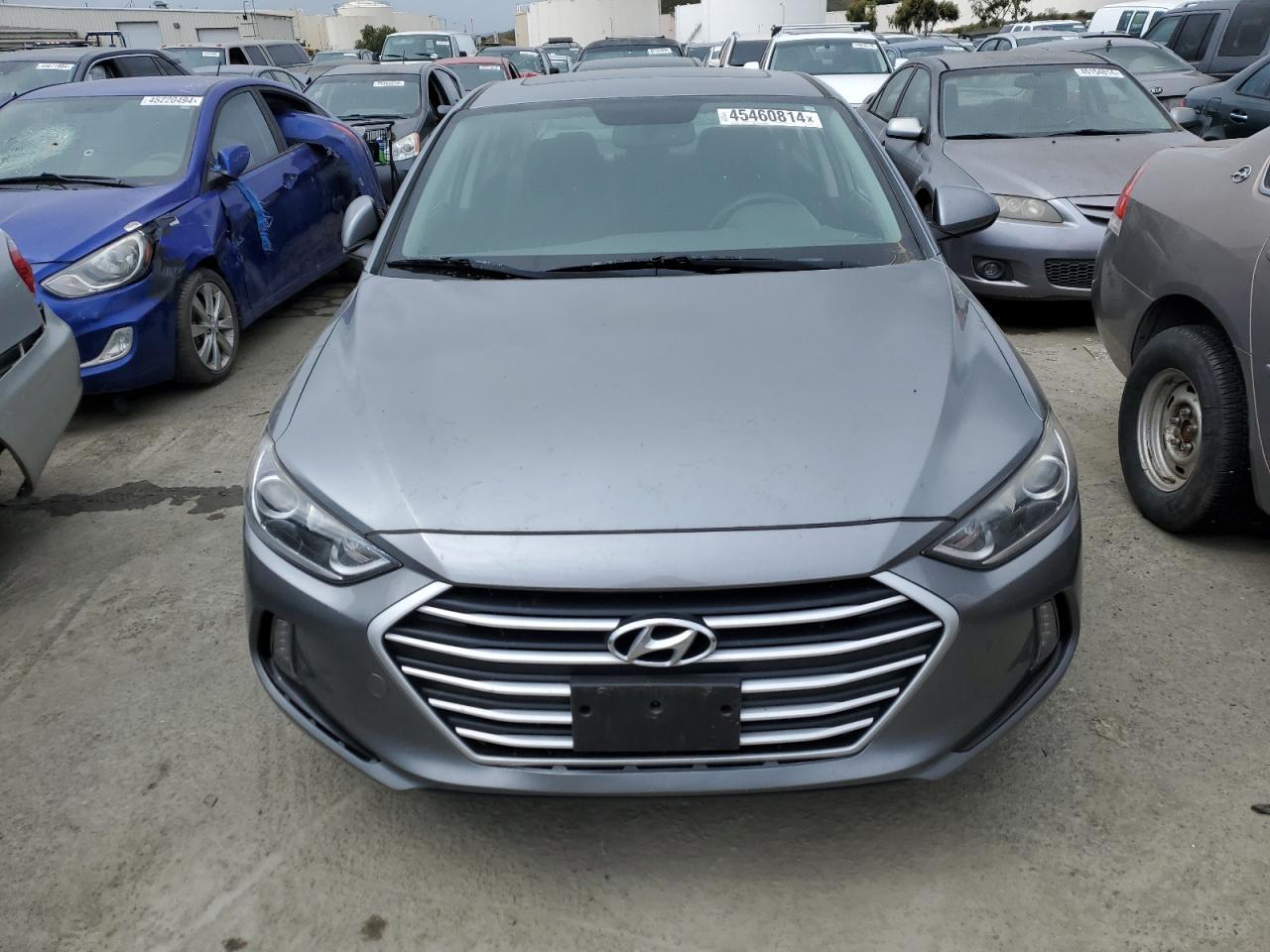 2018 HYUNDAI ELANTRA SE - Фото 5
