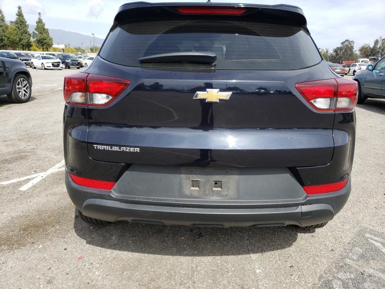 2021 CHEVROLET TRAILBLAZE - Фото 6