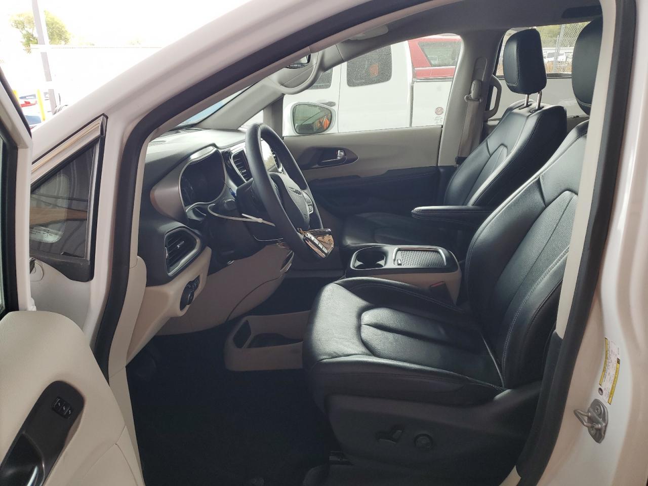 2022 CHRYSLER PACIFICA T - Image 7
