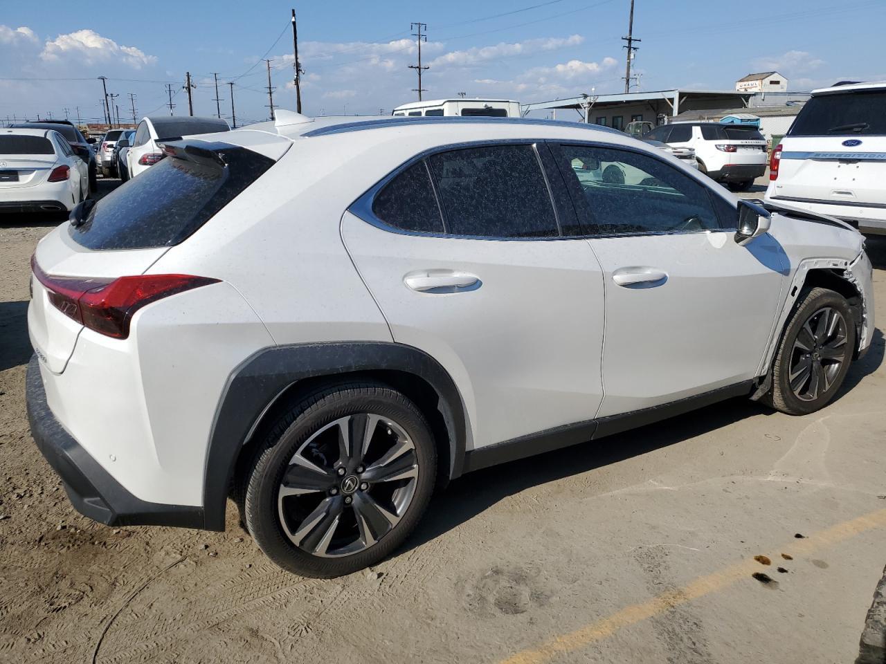 2022 LEXUS UX 200 BAS - Фото 3