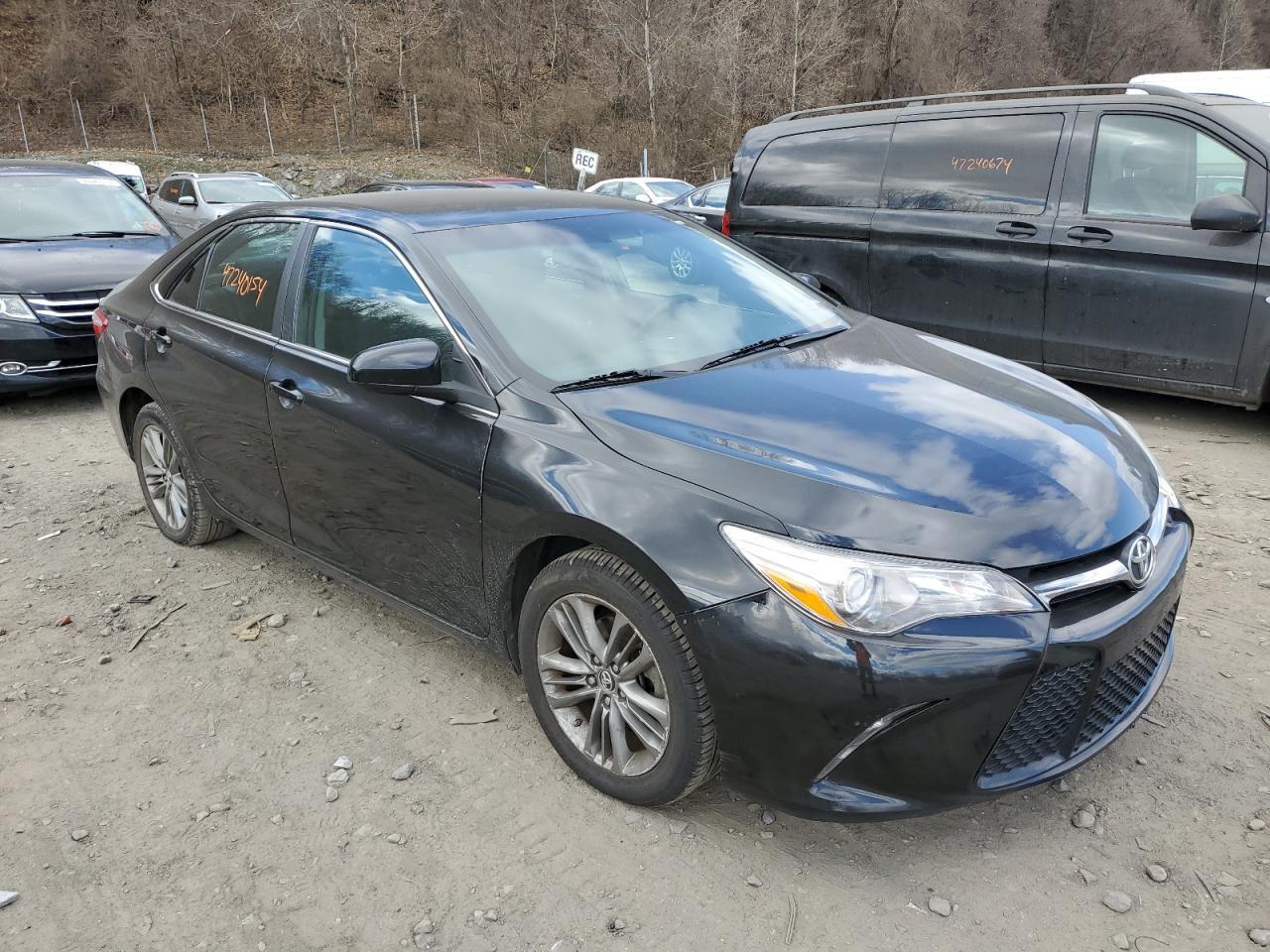 2016 TOYOTA CAMRY LE - Фото 4
