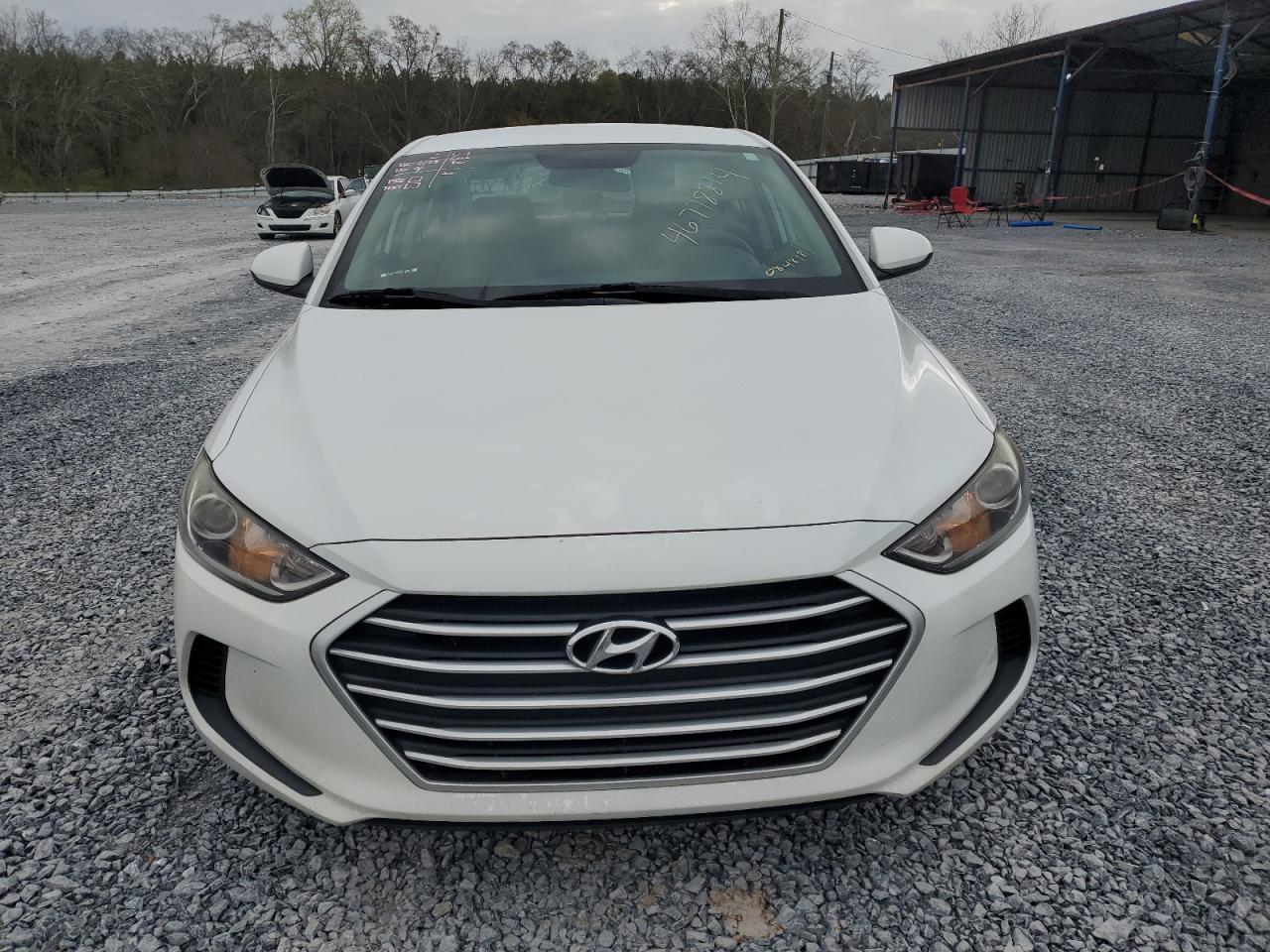2017 HYUNDAI ELANTRA SE - Фото 5
