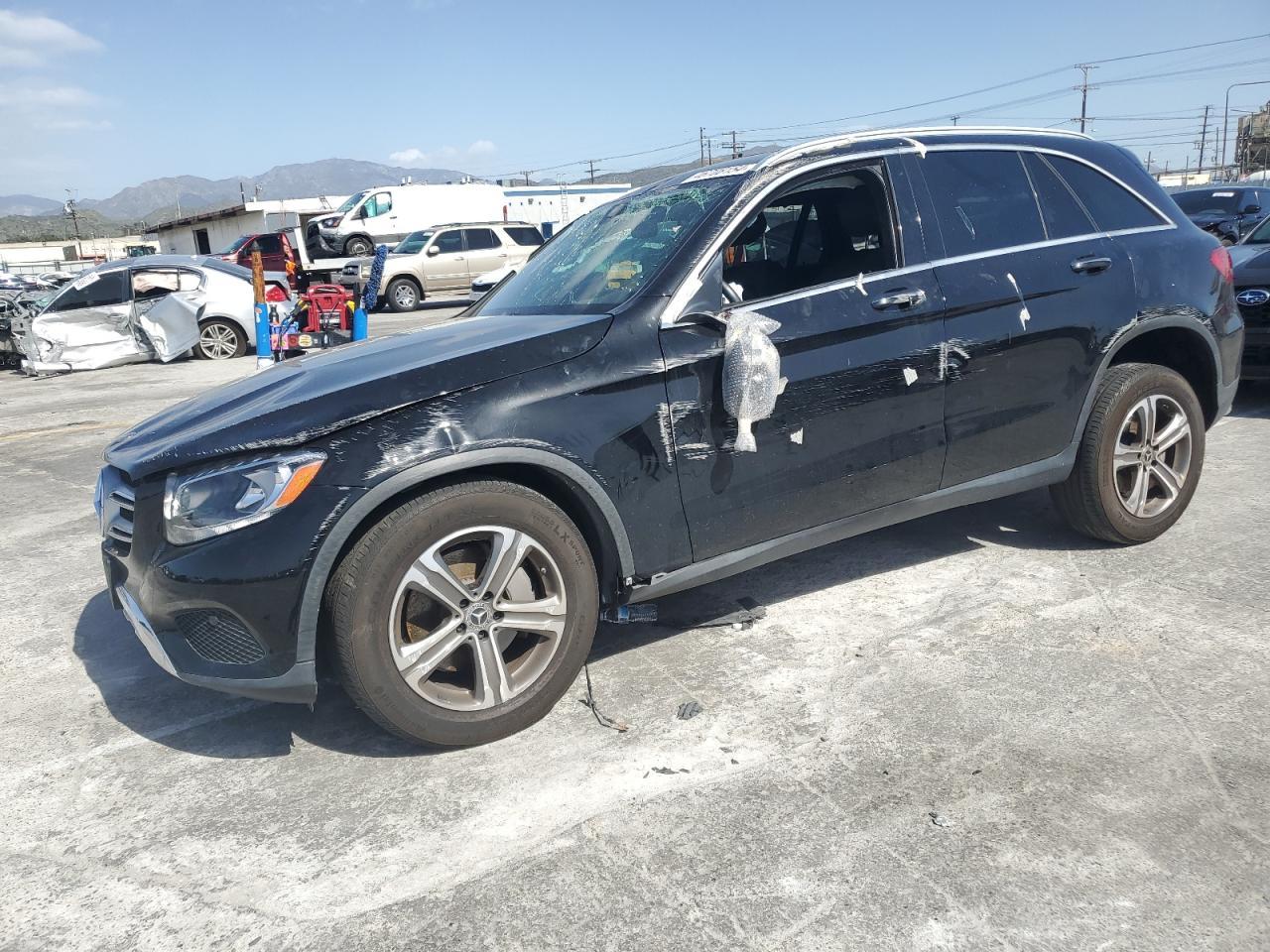 2019 MERCEDES-BENZ GLC 300