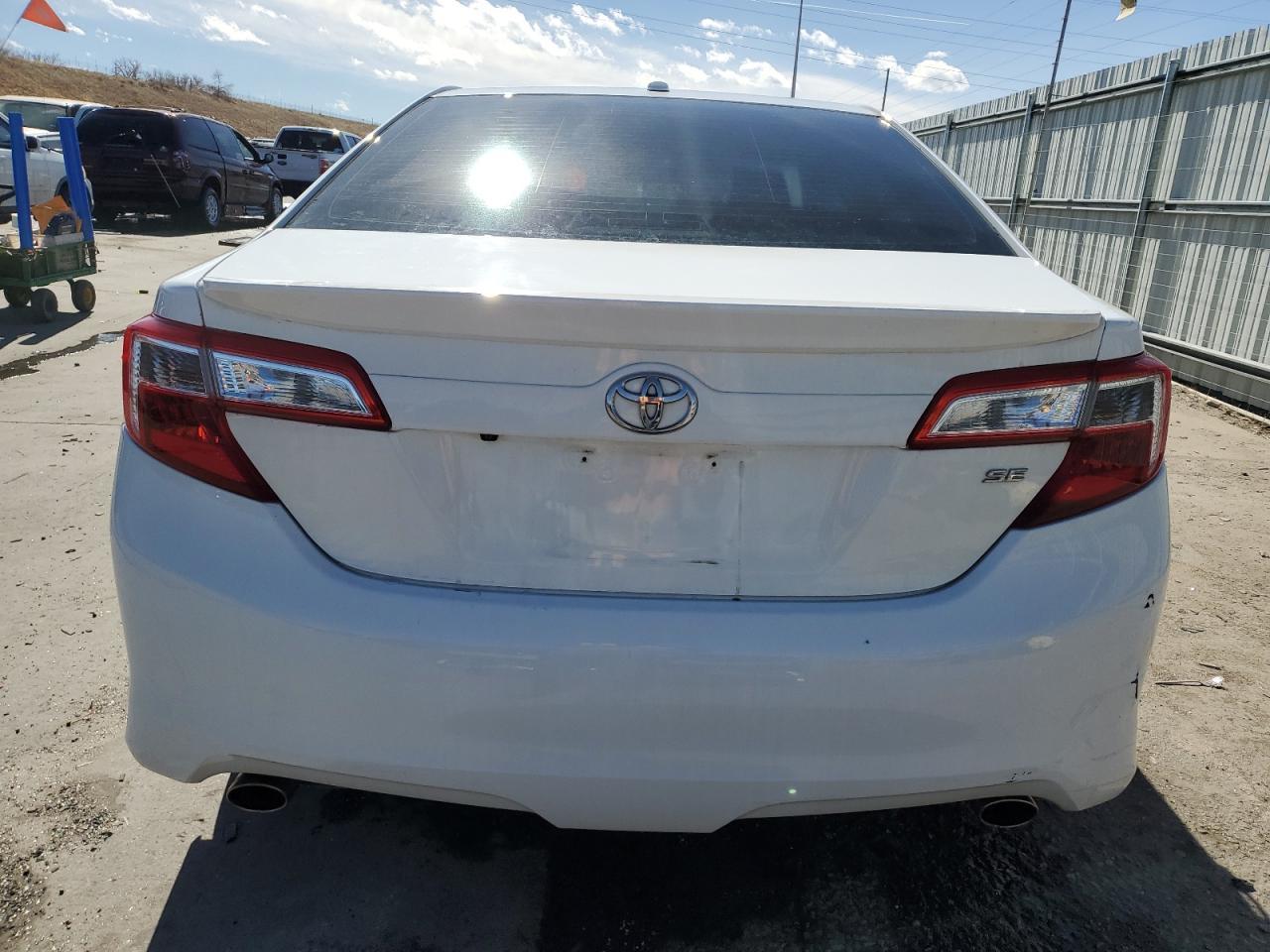 2012 TOYOTA CAMRY SE - Фото 6