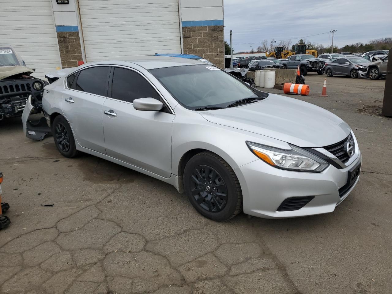 2018 NISSAN ALTIMA 2.5 - Фото 4
