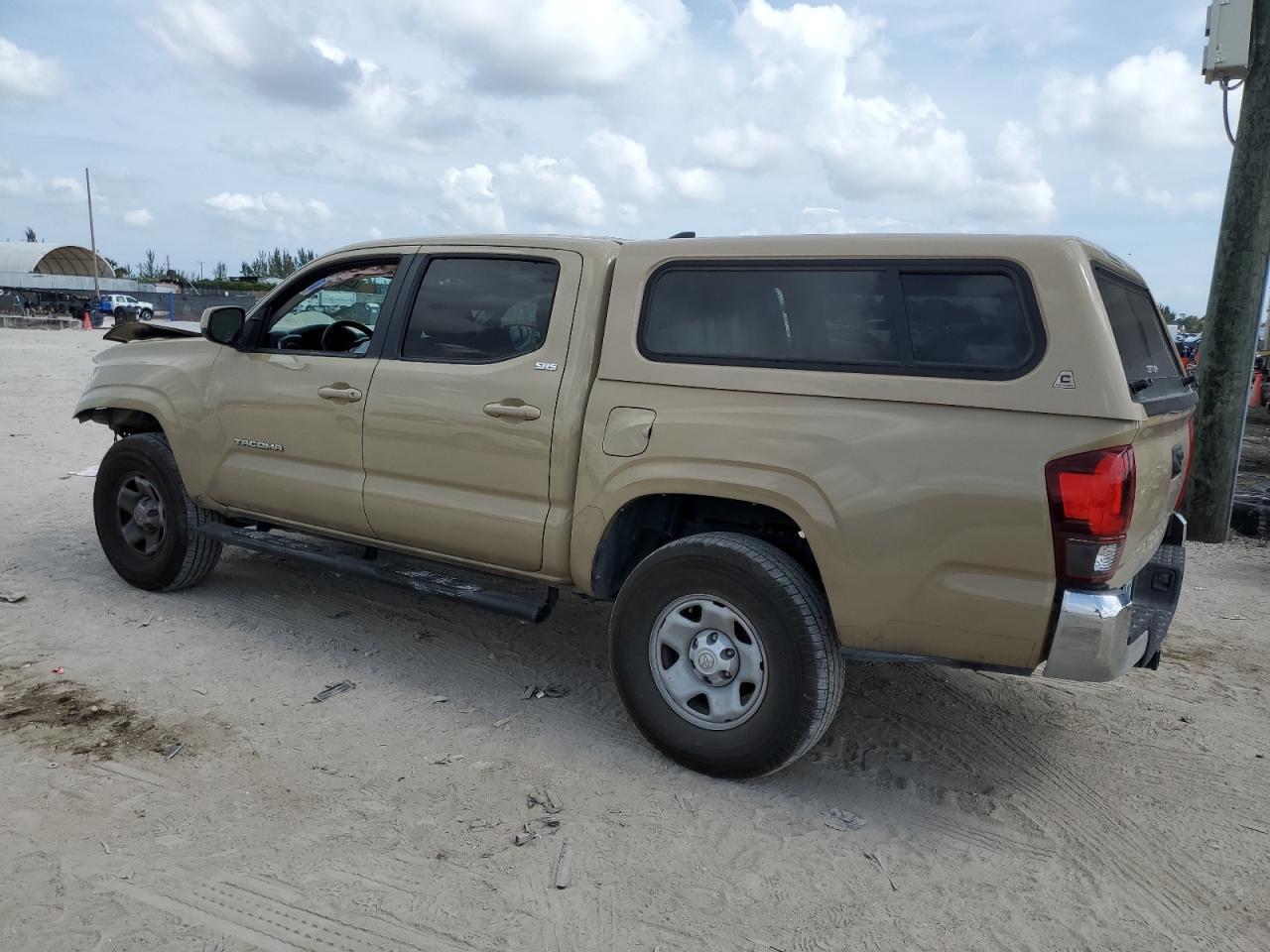 2019 TOYOTA TACOMA DOU - Фото 2