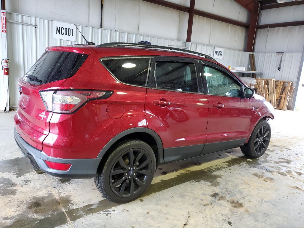 2017 FORD ESCAPE SE - Фото 3