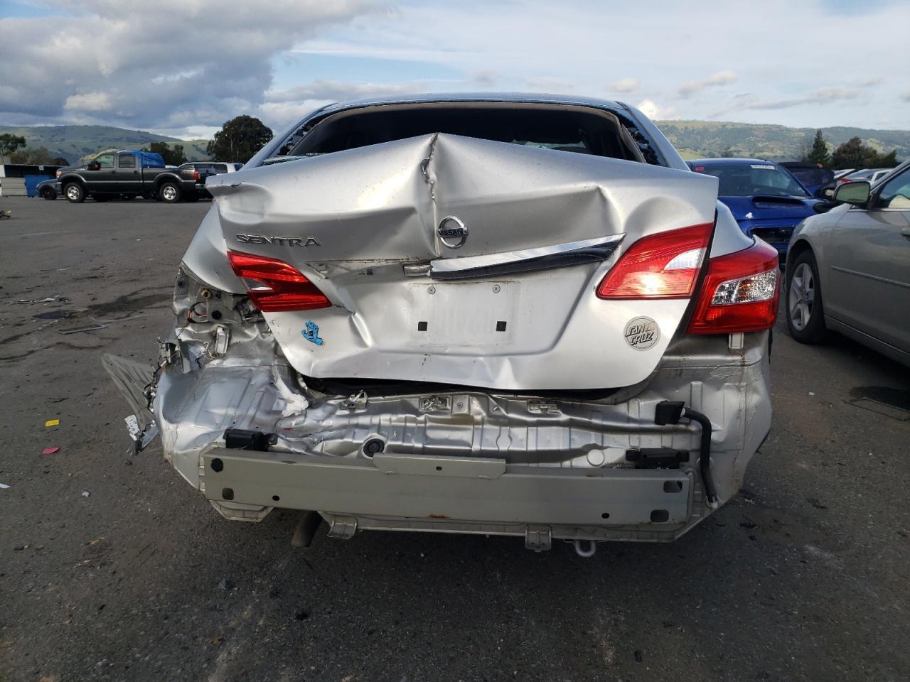 2017 NISSAN SENTRA S - Фото 6