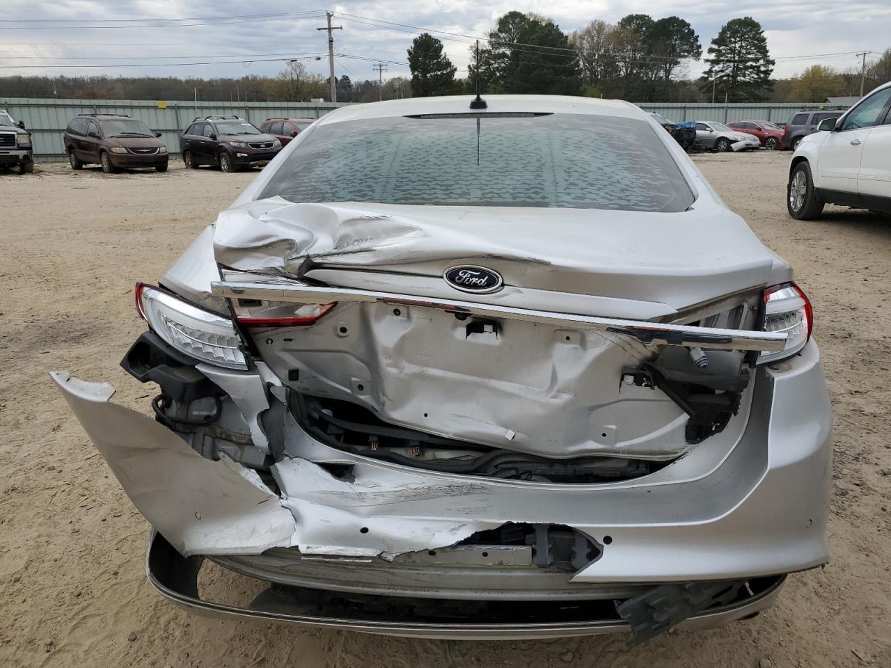 2017 FORD FUSION SE - Image 6