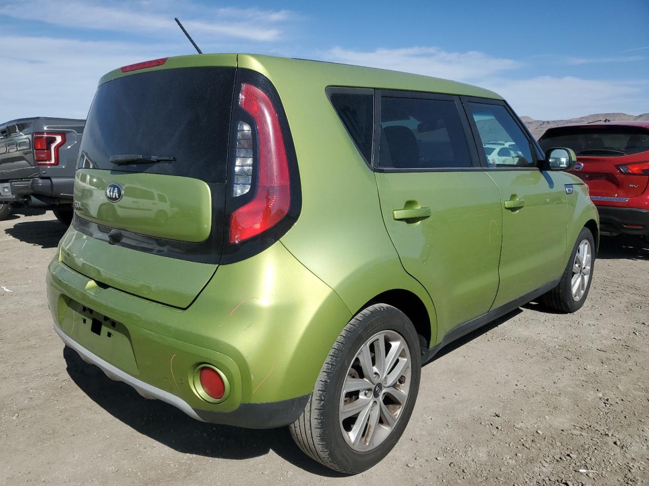 2019 KIA SOUL + - Image 3