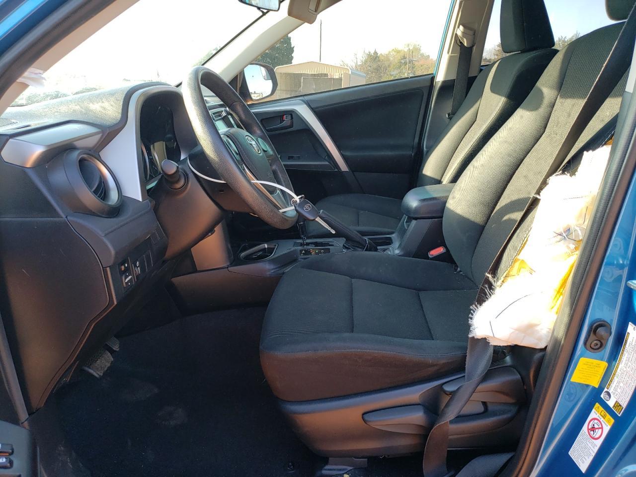 2016 TOYOTA RAV4 LE - Image 7