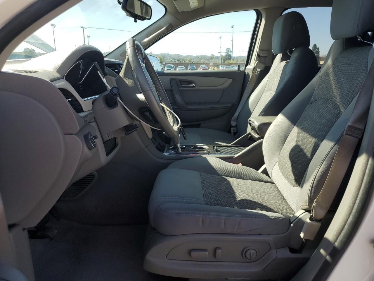 2014 CHEVROLET TRAVERSE L - Image 7