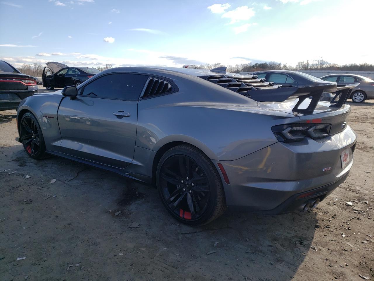 2022 CHEVROLET CAMARO LT1 - Image 2