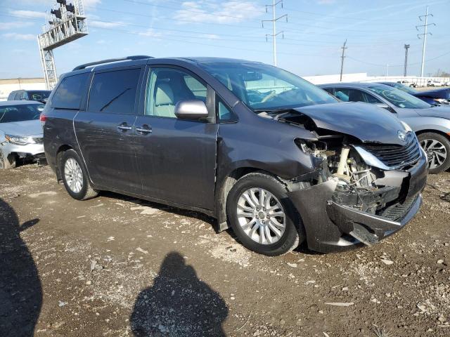 2012 Toyota Sienna Xle - Image 4