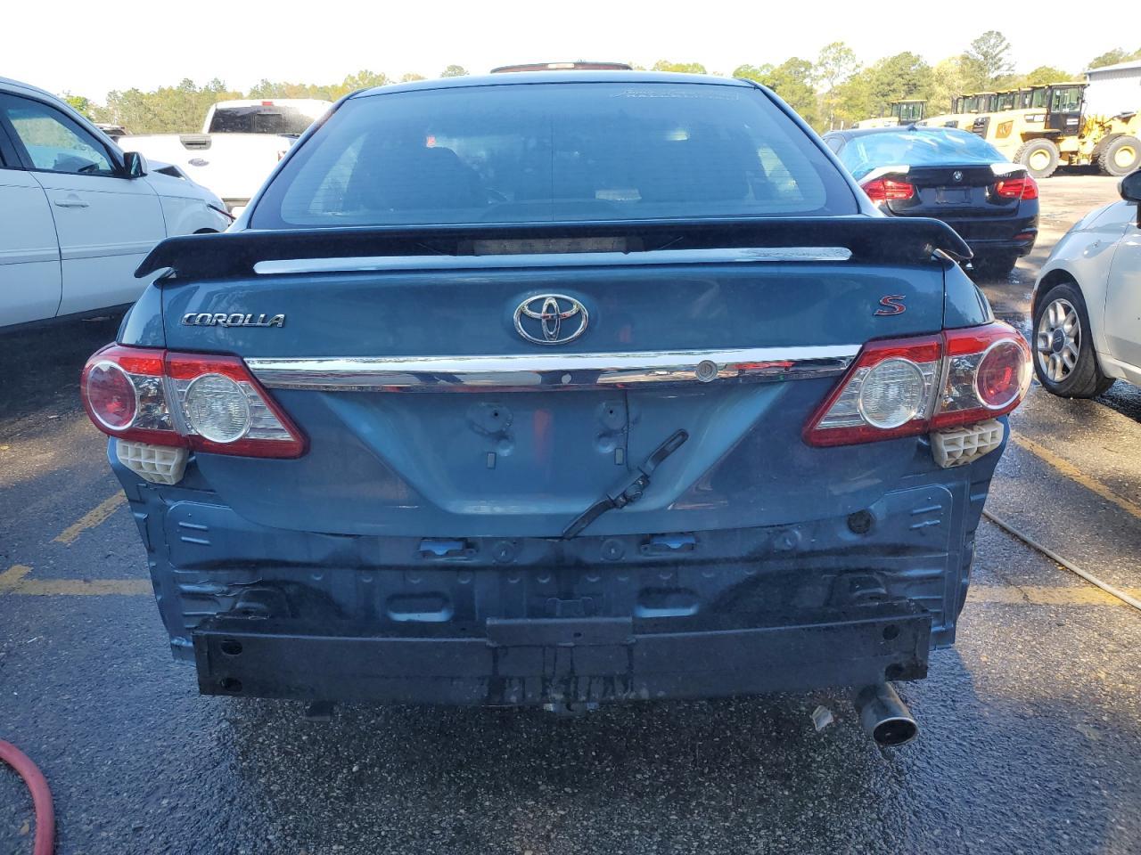 2013 TOYOTA COROLLA BA - Фото 6