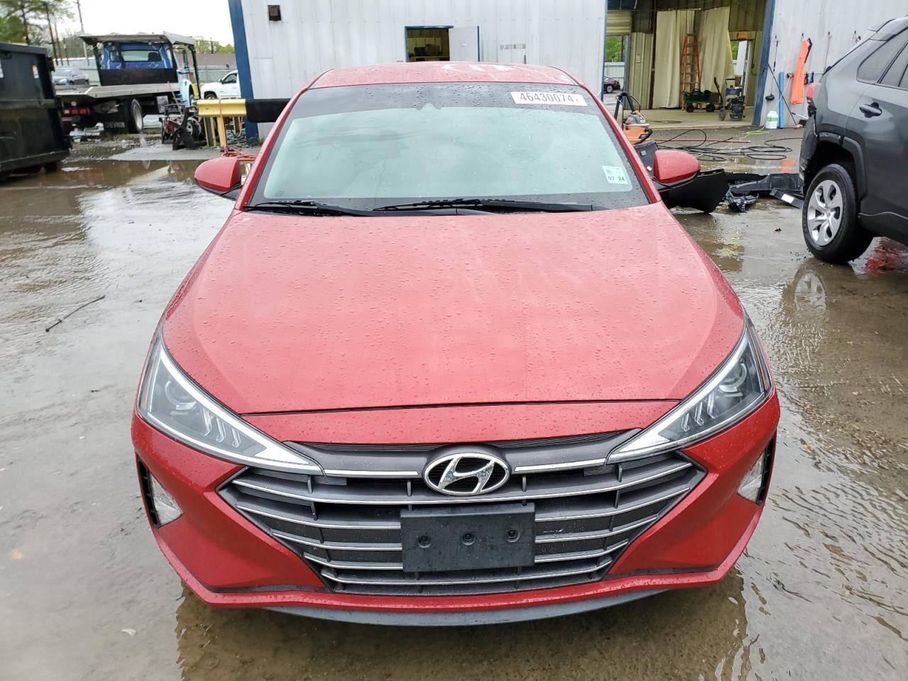 2019 HYUNDAI ELANTRA SE - Фото 5