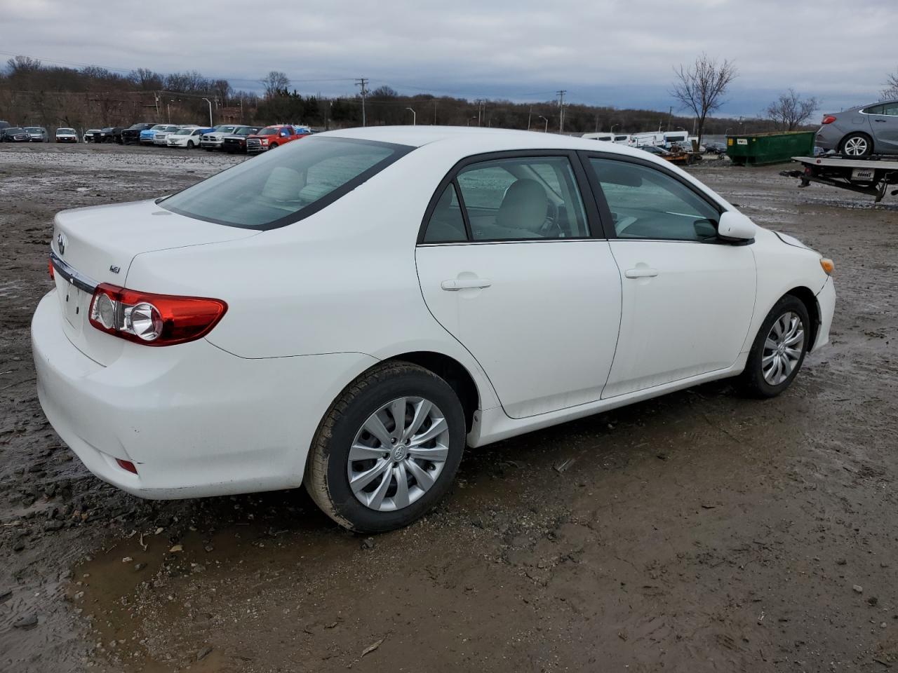 2013 TOYOTA COROLLA BA - Фото 3